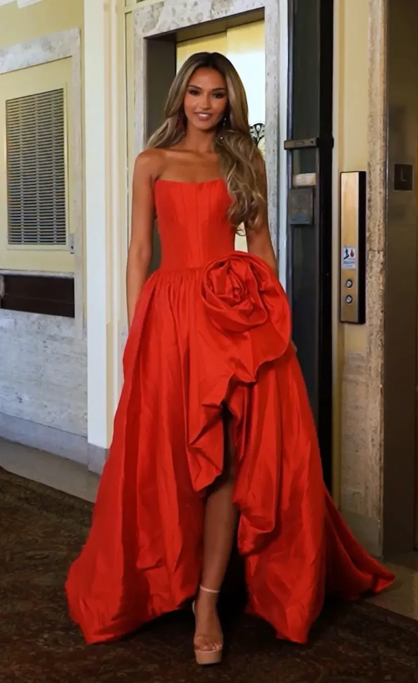 Sherri Hill 57778 $2 autoplay loop mute thumbnail