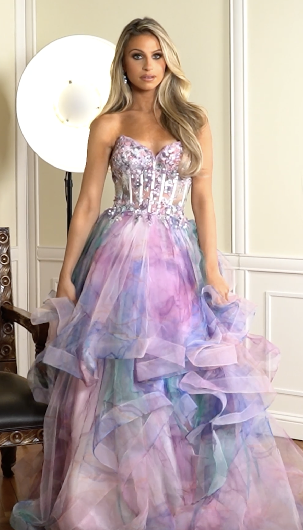 Johnathan Kayne Style #3201 $1 autoplay loop mute thumbnail