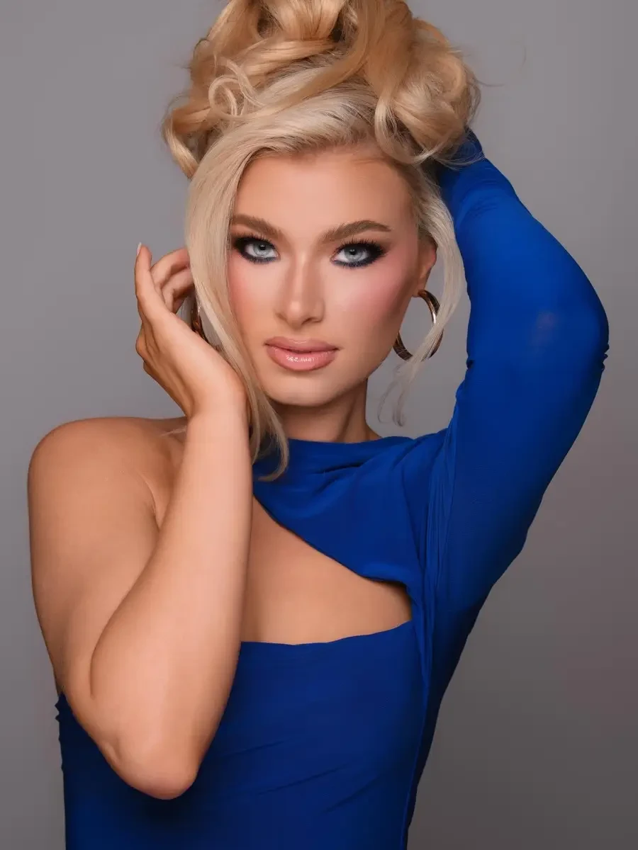 Year 2025 Girl #5 picture