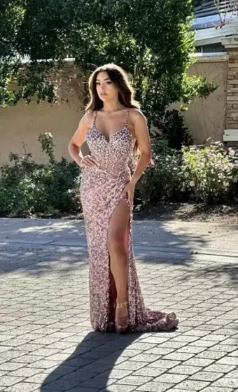 Jasz Couture Style #7502 $2 thumbnail