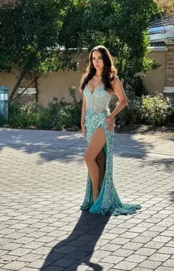 Jasz Couture Style #7502 $4 thumbnail