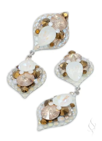 Stefanie Somers Style #Ashley Lauren $1 White/Gold. thumbnail