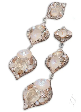 Stefanie Somers Style #Vivica $0 default Chardonnay thumbnail