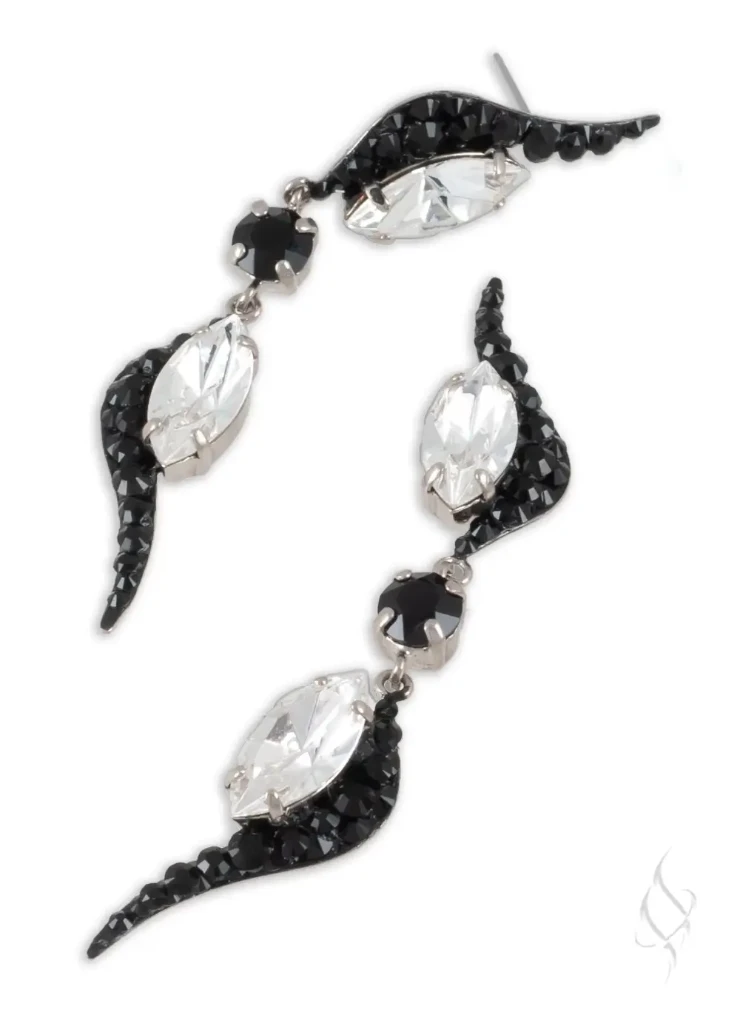 Stefanie Somers Style #Zara #28 Tuxedo picture