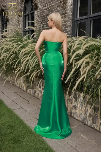 Terani Couture Style #251E4231 $3 Emerald thumbnail