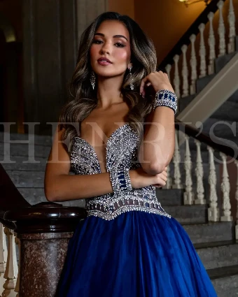 Henri's Couture Style #47476 Call for Pricing $1 thumbnail